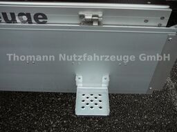 RENAULT Pritsche Plane mit Schlafkabine