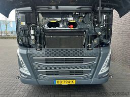 Volvo FH 540 8X2 TRIPLE VDL S30-6700 HAAKARMSYSTEEM /...
