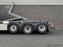 Volvo FH 540 8X2 TRIPLE VDL S30-6700 HAAKARMSYSTEEM /...