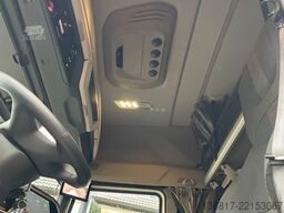 DAF XG 530 BL Retarder Corner View 2x Tank