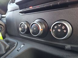 RENAULT MASTER 2.3 Bakwagen Laadklep!