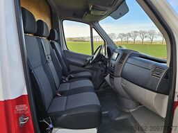 MERCEDES-BENZ SPRINTER 210 2.2 L1H1 Trekhaak Airco