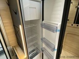 CHALLENGER Teilintegriert 270 Graphite Edition Modell 2026