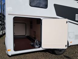 SUNLIGHT Adventure T 67S Fußom.