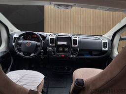 CARADO T 449 Markise,Sat,Solar,TV,AHK,Allwetterreifen