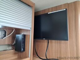 CARADO T 449 Markise,Sat,Solar,TV,AHK,Allwetterreifen