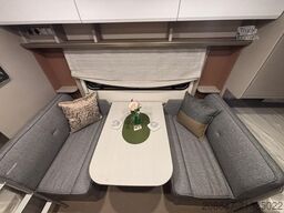 BÜRSTNER Averso 480 TK *1700kg*Komfort Dusche*Gas/Kombi**