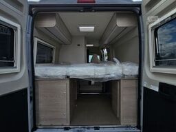 BÜRSTNER Campeo C 640 *AHK*Solar*Navi/RFK*Markise*Active*