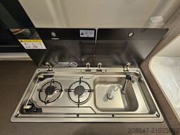 BÜRSTNER Campeo C 640 *AHK*Solar*Navi/RFK*Markise*Active*