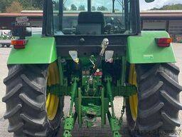 John Deere 3350