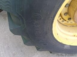 John Deere 8520 PowrShift