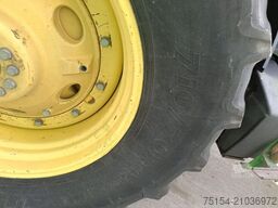 John Deere 8520 PowrShift