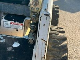 BOBCAT S130 Kompaktlader
