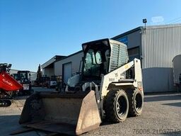 BOBCAT S130 Kompaktlader