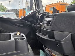 Mercedes-Benz 1222 Koffer LBW