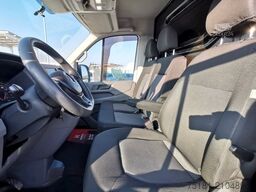 VOLKSWAGEN Crafter 2.0TDI/120kw MITTLE/ KÜHL/HEIZUNG/ TEMP.