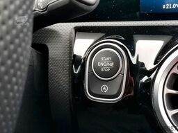 MERCEDES-BENZ A 200d AMG-line*Keyless*MULTIBEAM LED*1.BESITZER