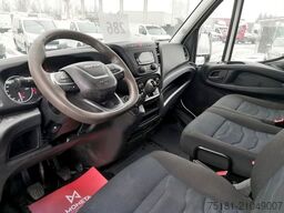 IVECO Daily 35S14 3-SEITENKIPPER /7 SITZE/ AHK 3,5T