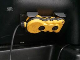 IVECO Daily 35S14 3-SEITENKIPPER /7 SITZE/ AHK 3,5T