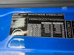 MAN TGA 26.400 6x4 MORO 13.700 l. ADR Edelstahl
