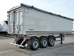 SCHMITZ CARGOBULL SKI 24 SL 9,6/ 50 m³ MULTITÜRE 6190 kg/GETREIDE