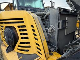 Komatsu HM300-3