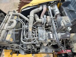 Komatsu HM300-3
