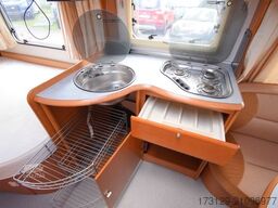 LMC LORD EXQUISIT 560 HTD DOPELLBETT MOVER ALDE ALU