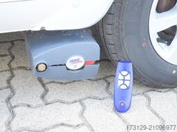 LMC LORD EXQUISIT 560 HTD DOPELLBETT MOVER ALDE ALU