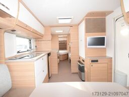 DETHLEFFS CAMPER 730 FKR T&STOCKBETTEN TV