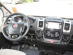 LMC BREEZER H737 G  2xSOLAR KAM. 1.H. STÜTZE