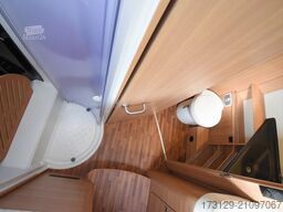 LMC BREEZER H737 G  2xSOLAR KAM. 1.H. STÜTZE