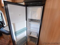 LMC BREEZER H737 G  2xSOLAR KAM. 1.H. STÜTZE