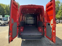 Volkswagen Crafter 35 Maxi L4H3 1Hand PDC