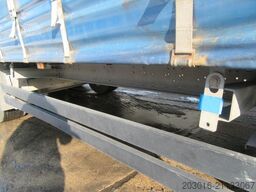 SCHMITZ CARGOBULL MegaVarios verbreiterbar/auskurbelbar 70% Reifen