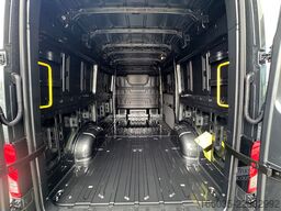 VW Crafter Kombi Kasten 35 L3H3 4Motion AHK 270Türe