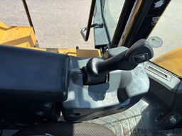 Caterpillar 966M
