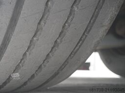 Schwarzmüller Walking floor semi-trailer / 2022