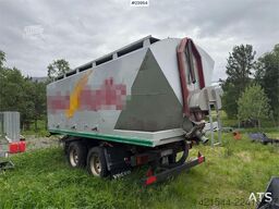  Trailer-Bygg TB 20 tipper trailer. Repair project.