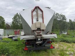  Trailer-Bygg TB 20 tipper trailer. Repair project.