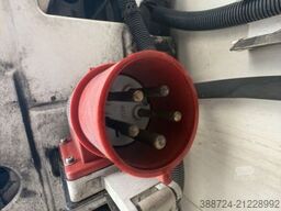 KRONE SD* Mitsubishi-TVF2000D*Palettenkasten*TÜV*