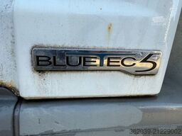 MERCEDES-BENZ 818D KOFFER