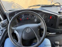 MERCEDES-BENZ 818D KOFFER