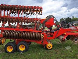 Väderstad Carrier XL925 mit Bio Drill BDA