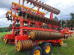 Väderstad Carrier XL925 mit Bio Drill BDA