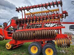 Väderstad Carrier XL925 mit Bio Drill BDA