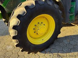 John Deere 6155R