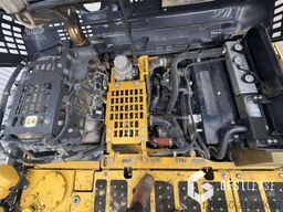 Komatsu PC210LC-11