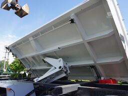 Mercedes-Benz Arocs 3236 8×4/ 90 tho. km / Fassi F155A