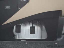 Mercedes-Benz Actros 2540 6×2 / 90 tho. km! / 5-seater